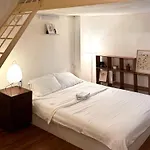 Minimal Apartment In Central D1 - Vibes Home